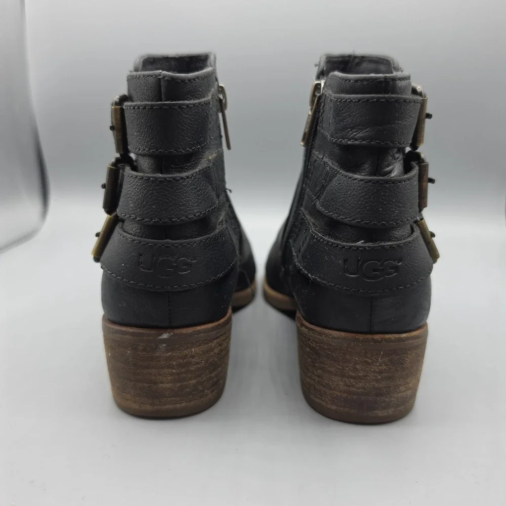 UGG colors may